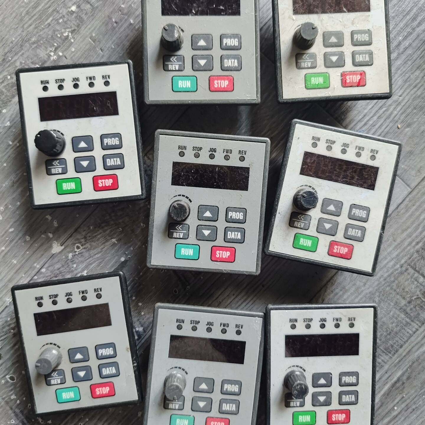 变频器面板   MB102W（带电位议价 维修！！！