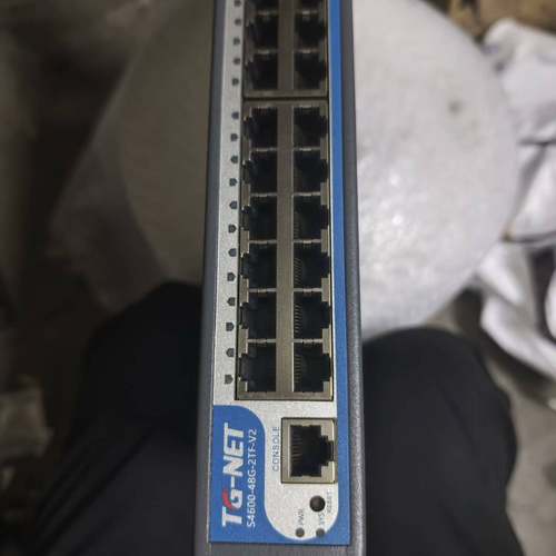 S4600-48G-2TF-V2万兆交换机带vlan议价 维修！！！