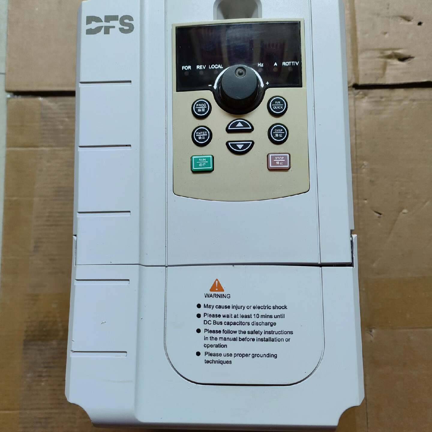 德佛斯变频器FS2000-7D5G/011P-4T 议价 维修！！！