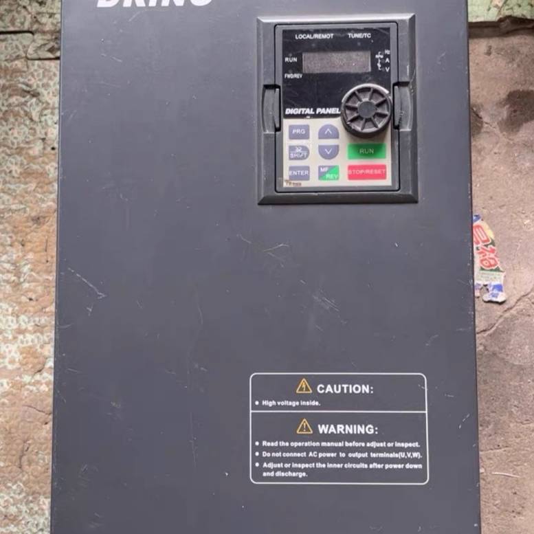 递恩变频器DNV510-011G3/015P3，议价 维修！！！