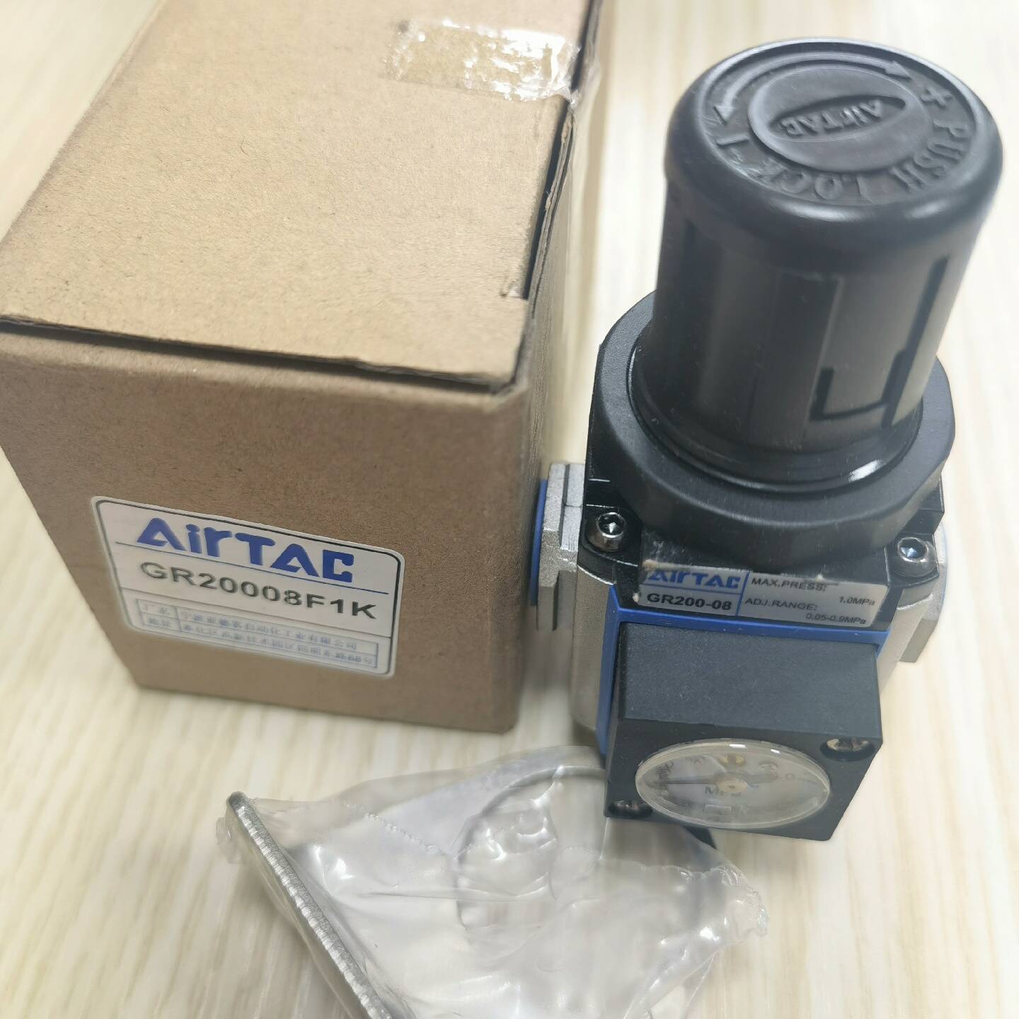 AIRTAC亚德客减压阀GAR20008SK  GR议价 维修！！！