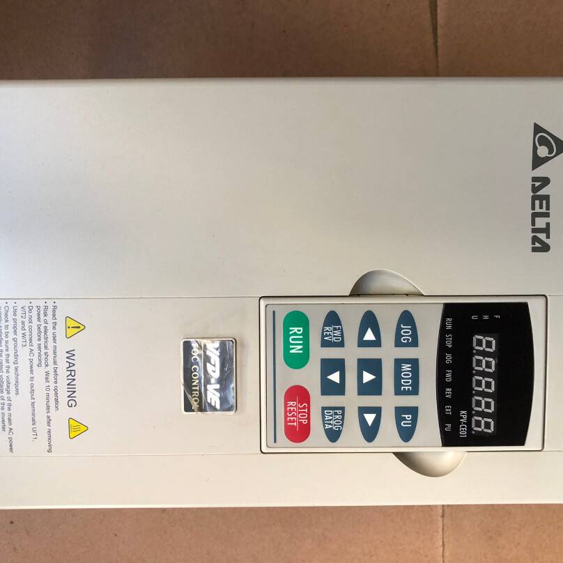 台达变频器 VFD-VE 7.5kw 装柜成议价 维修！！！