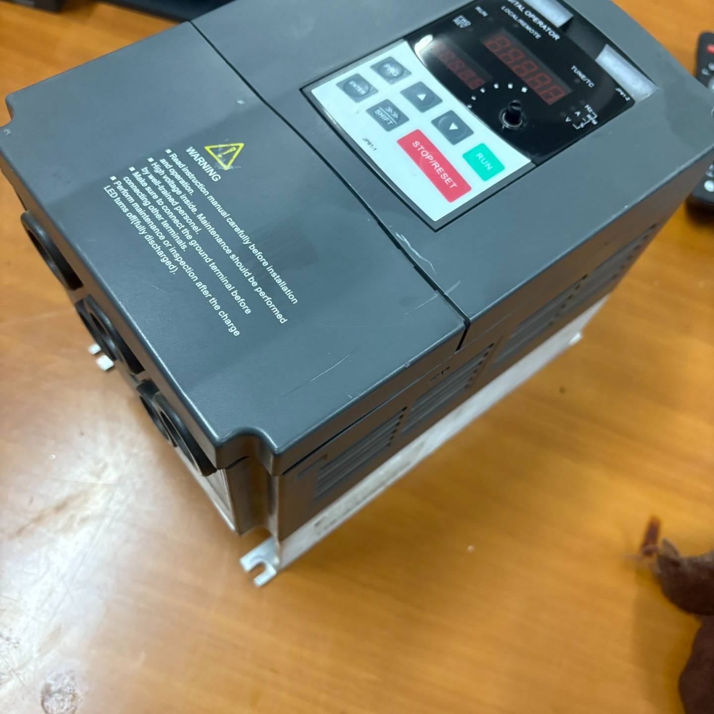 普传PI9100A 004G3 普传4kw变频器议价 维修！！！