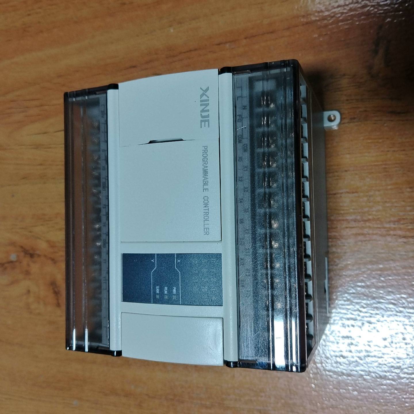 信捷PLC WTX5-D24T4-E，功能正常议价 维修！！！