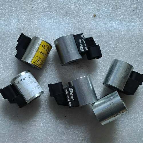 电磁阀线圈伊顿300AA00305A，Flu议价 维修！！！