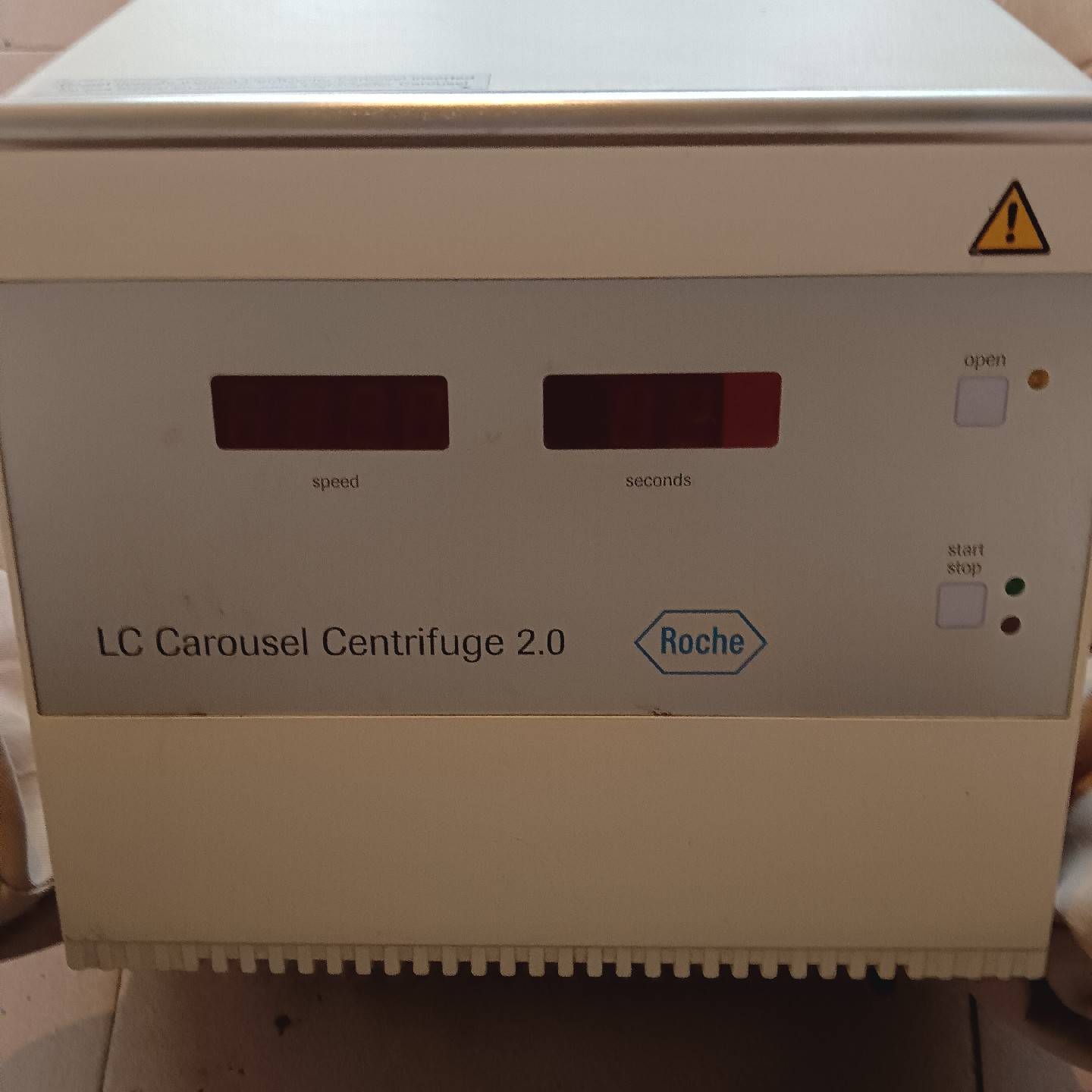 Roche罗氏离心机LC CarouseI Centri议价 维修！！！