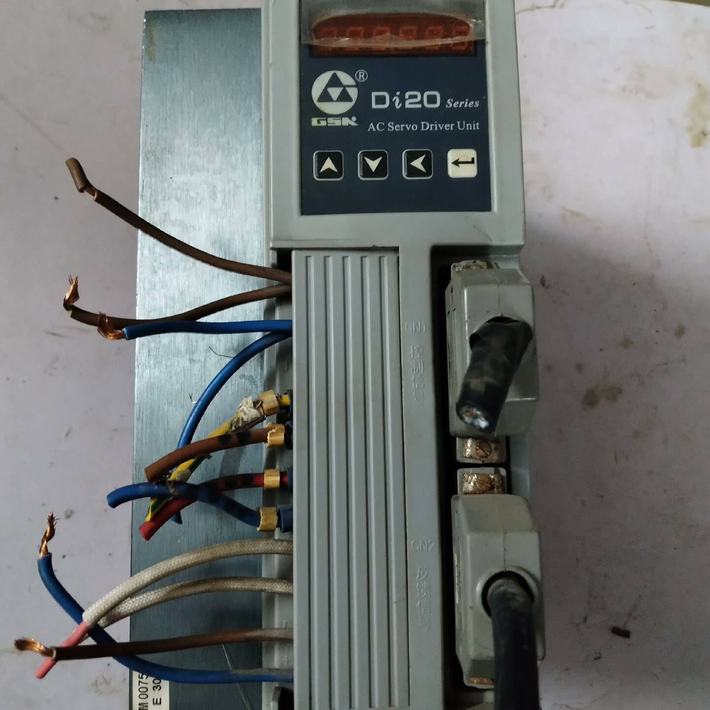 GSK驱动器Dⅰ20-M25B4       V2.14议价 维修！！！