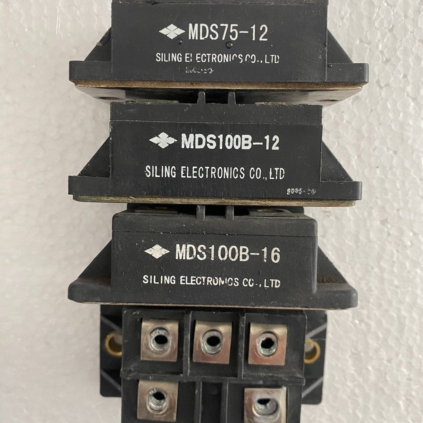 MDS75-12     MDS75-16     MDS1议价 维修！！！