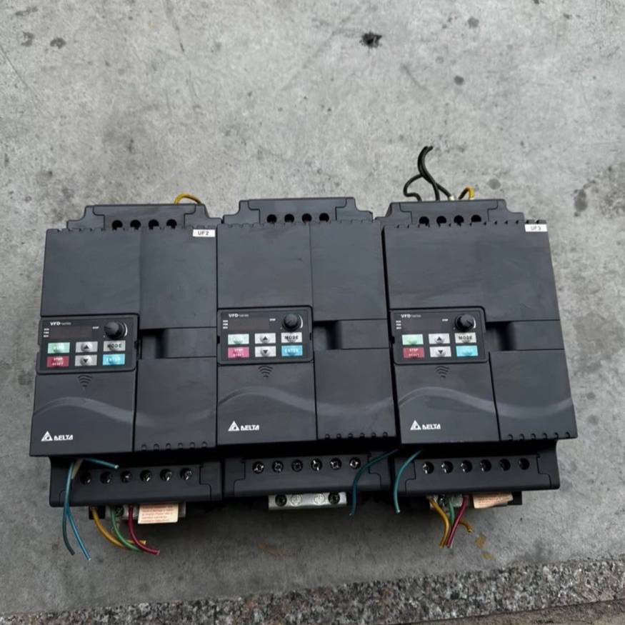 台达变频器   VFD055E43A  380V  5.议价 维修！！！