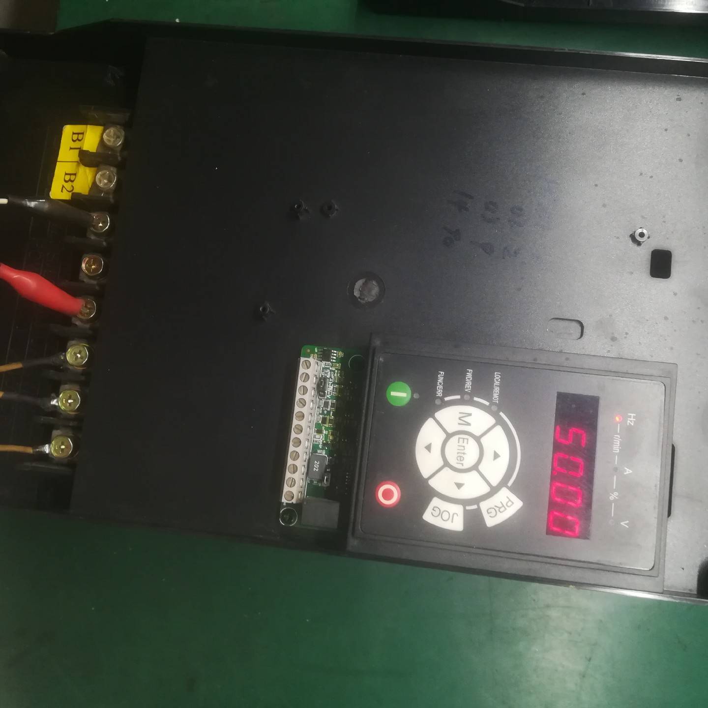 捷豹T9400T-37GY空压机变频器,议价 维修！！！
