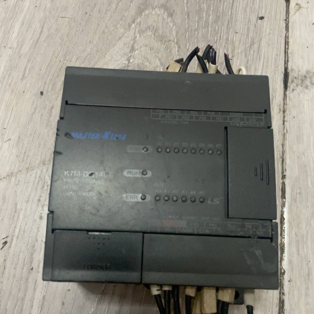 LS K7M-DR14UE PLC议价 维修！！！