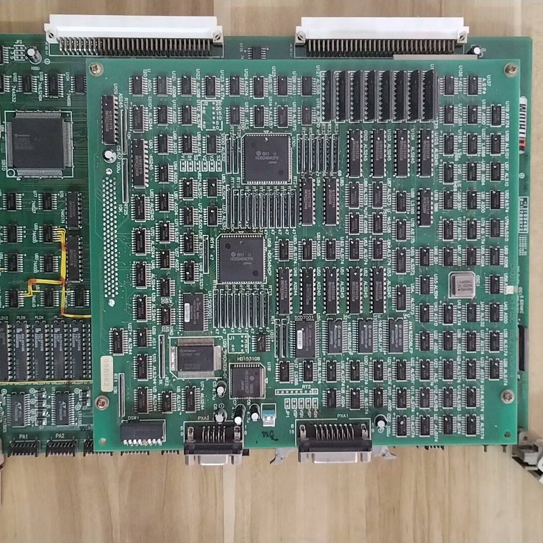 日立钻机CW001-Z-R3-SMU十CX001-R3 议价 维修！！！