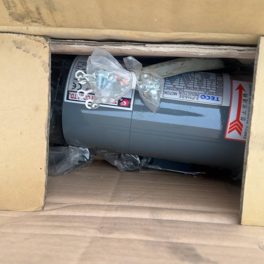 台湾春鼎耐酸碱磁力泵tmd-06议价 维修！！！