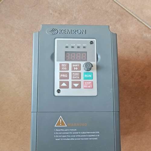 科姆龙变频器：KV1900-G0015-2S议价及维修！