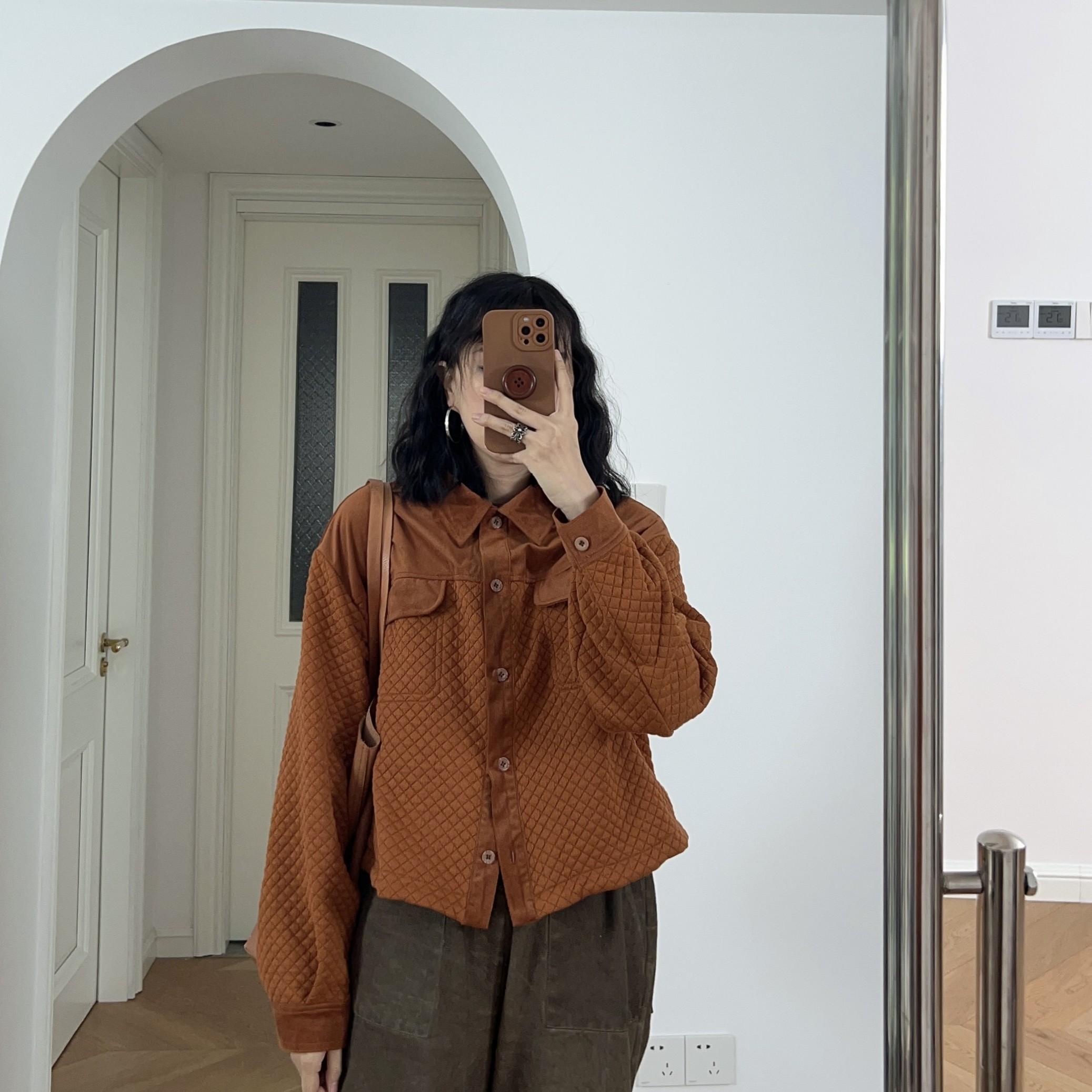 秋冬新款 港风翻领拼接短款宽松长袖衬衫衬衣厚款 0.46kg