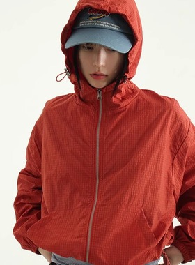 grid pattern paper cropped wind jacket