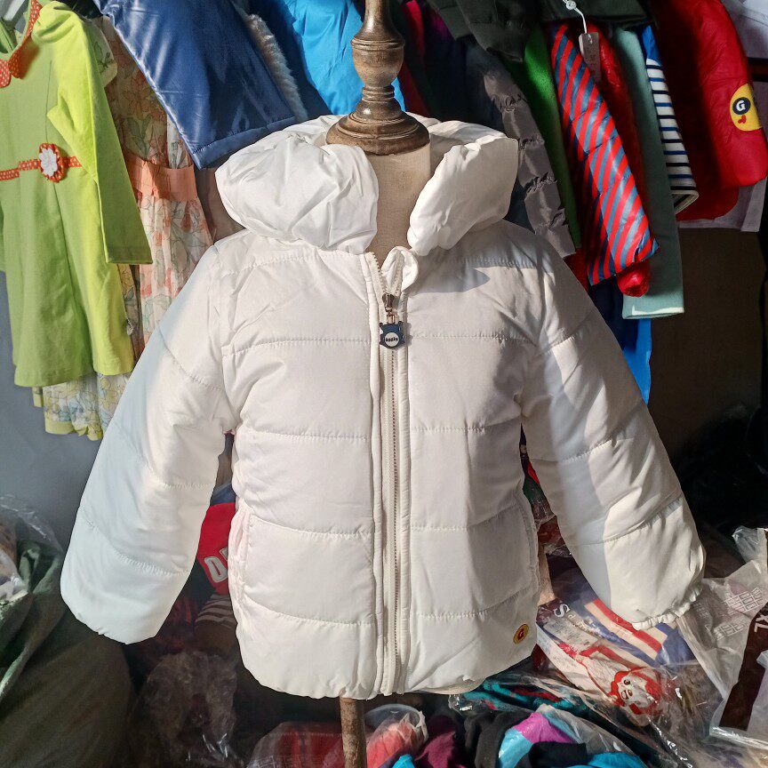 格瑞儿品牌童装 女童秋冬薄棉衣 女孩外套棉服白色