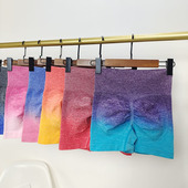 运动健身女蜜桃提臀三分短裤 欧美渐变色瑜伽裤 无缝针织高腰紧身裤