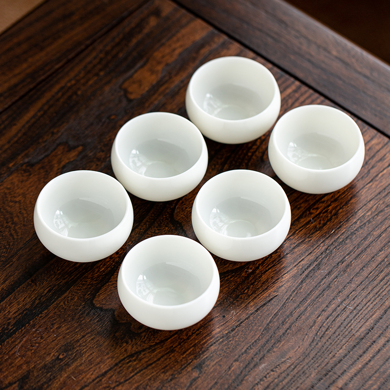 德化白瓷羊脂玉茶杯功夫品茗