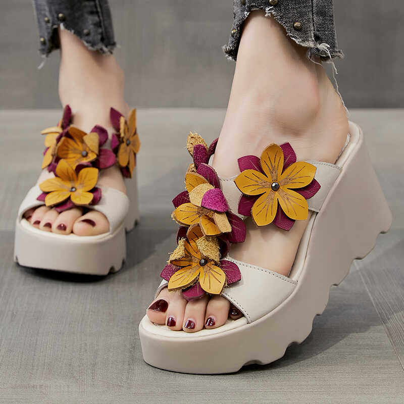 学院波西米亚风真皮沙滩凉鞋坡跟厚底高跟拖鞋露趾一字花朵凉拖女
