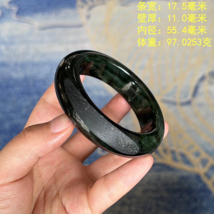 Z高密度高脂份的55.4青玉有原皮籽料手镯新疆和田玉朕®开仓