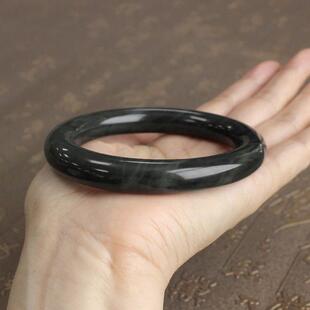 L入门款58.96青玉底青花籽料圆条美人镯无原皮朕®开仓换图片