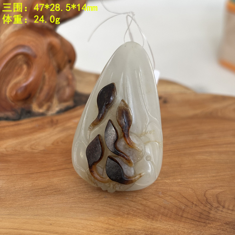 N黑皮白玉籽料五子登科挂件 步步高升 有原皮 朕@开仓新疆和田玉