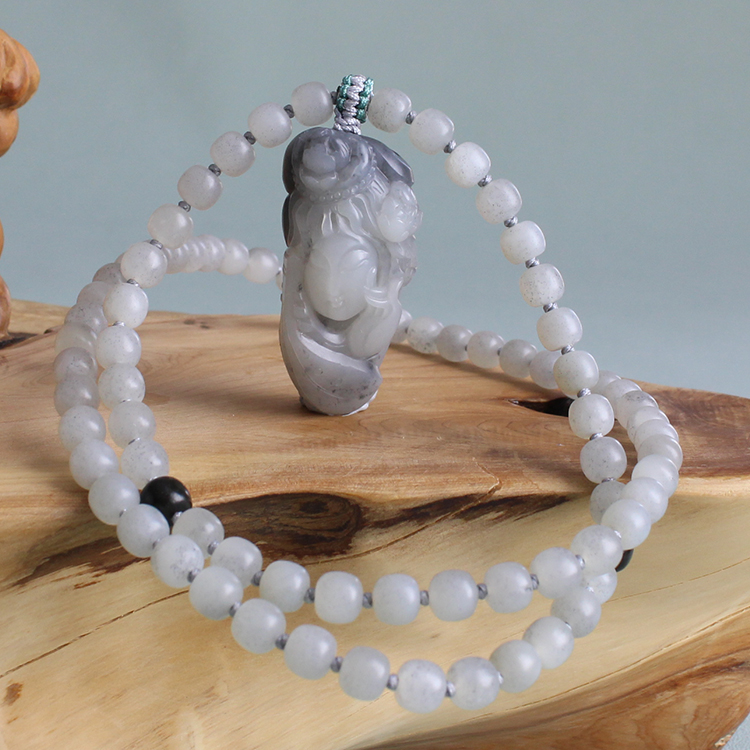 和田玉墨玉独籽挂件玉贵人