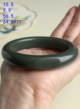 质地拔尖的青玉籽料手镯