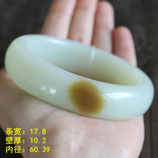 收藏传家级别60.39和田玉且末原产白玉山料手镯俏糖色瑷和®开仓