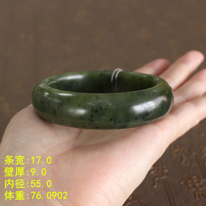 N55.0未来变化很大 黄绿色调碧玉籽料手镯 和田玉 朕® 开仓