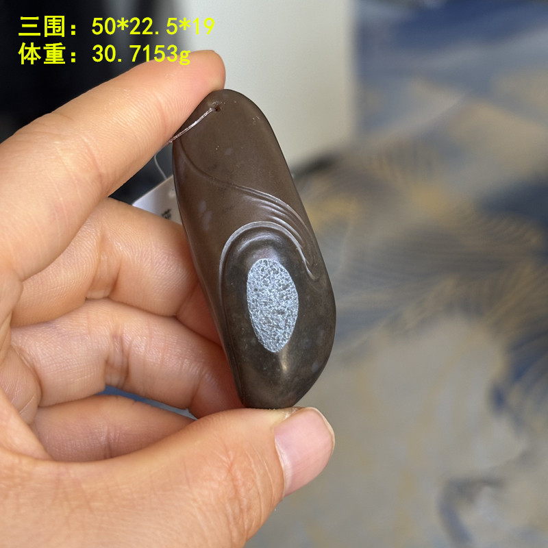 珍贵稀有的糖玉籽料挂件