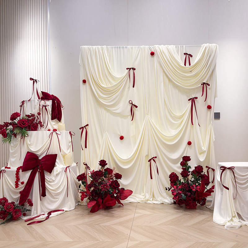 2025结婚生日周岁布幔红丝绒巨型三层蛋糕kt版蝴蝶结简约大气晨袍