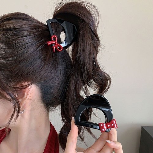 2026时尚红色波点蝴蝶结小号抓夹女2025新款后脑勺鲨鱼夹子发量少