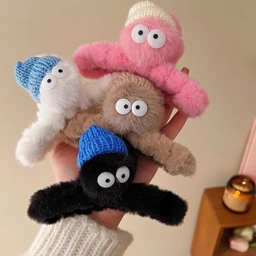 搞怪大眼煤球毛绒抓夹女后脑勺毛线帽天线丑娃娃发夹毛毛鲨鱼夹