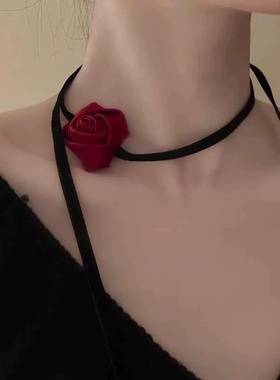 2026时尚玫瑰花丝绒复古颈链女小众绑带花朵锁骨链黑色choker气质