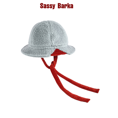 SassyBarka暖冬冰与火系带短绒帽
