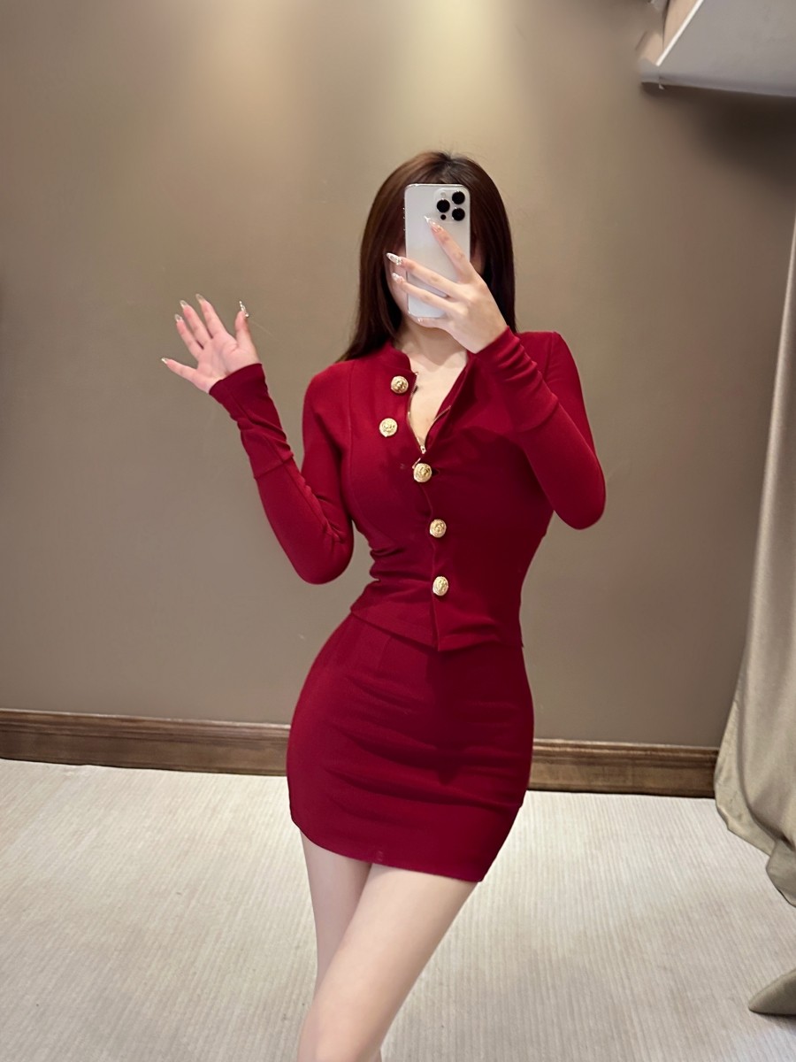 思瑞 律政俏佳人OL 圣诞跨年情人节约会红色短外套+中长裙+包臀裙,女装/女士精品,时尚套装,淘宝优惠券,粉丝福利购,淘宝优惠卷