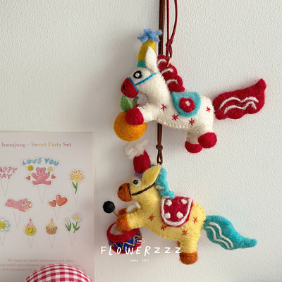 尼泊尔进口羊毛毡小马包挂件礼物