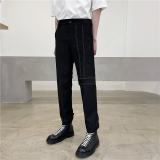 黑色