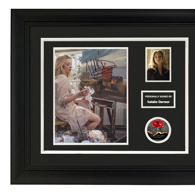 娜塔莉多默尔 亲笔签名照片裱框 含SA证书 福尔摩斯基本演绎法