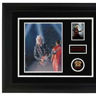 布莱恩梅 皇后乐队Queen 吉他手 亲笔签名照片 裱框含证书 收藏