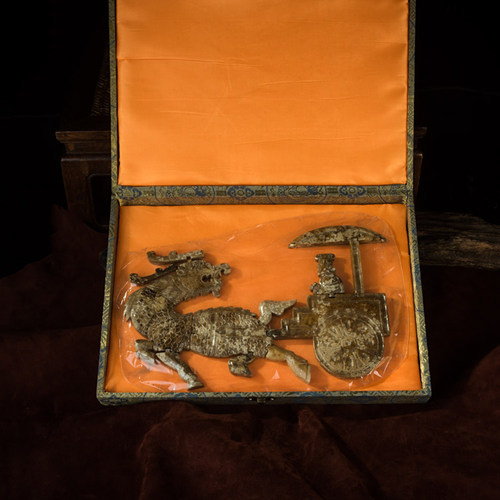 古玩杂项收藏品 大年份包浆油润和田玉麒麟 车人物玉组佩拼接一组