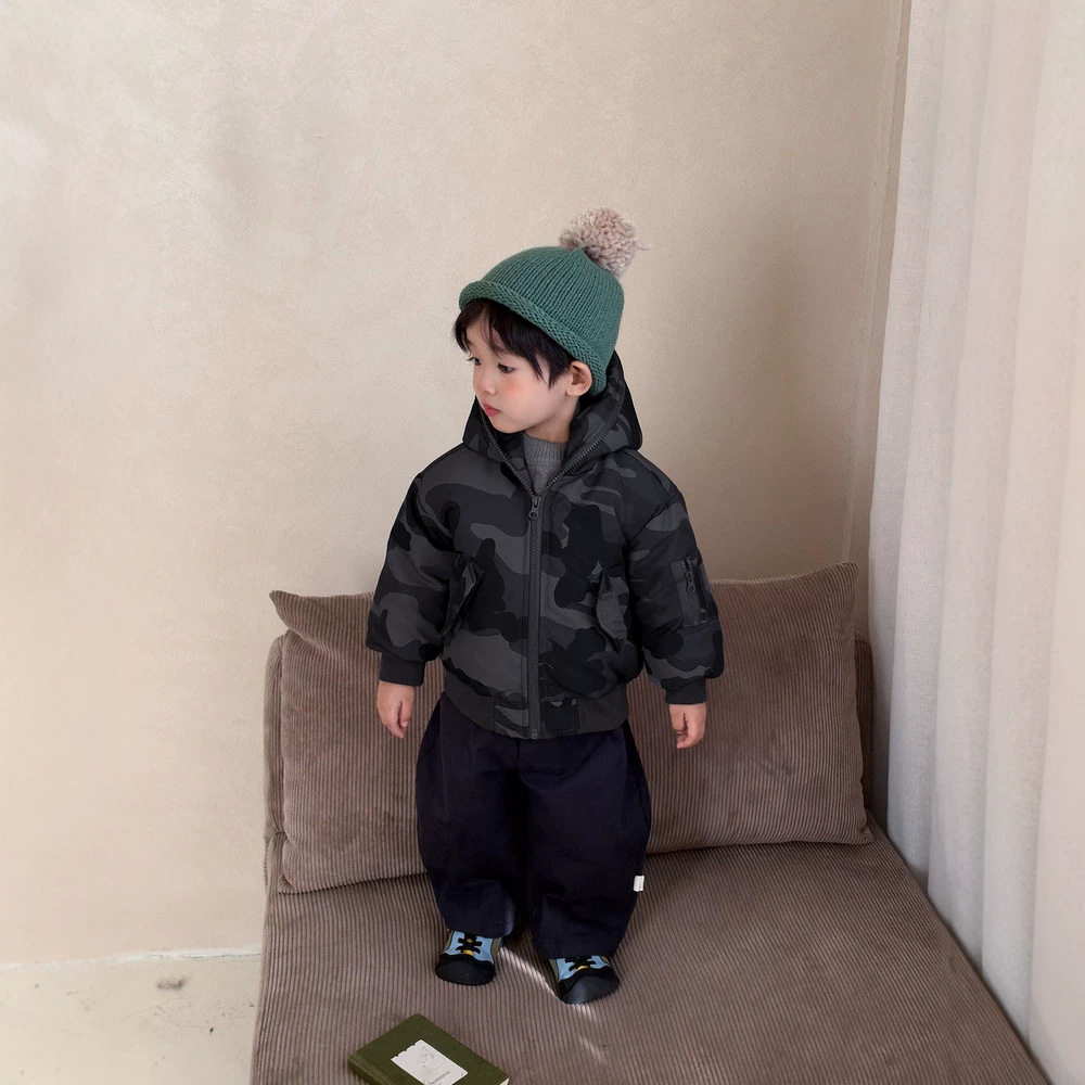 酷帅男童迷彩羽绒服冬装宝宝韩系连帽白鸭绒外套+百搭休闲裤童装