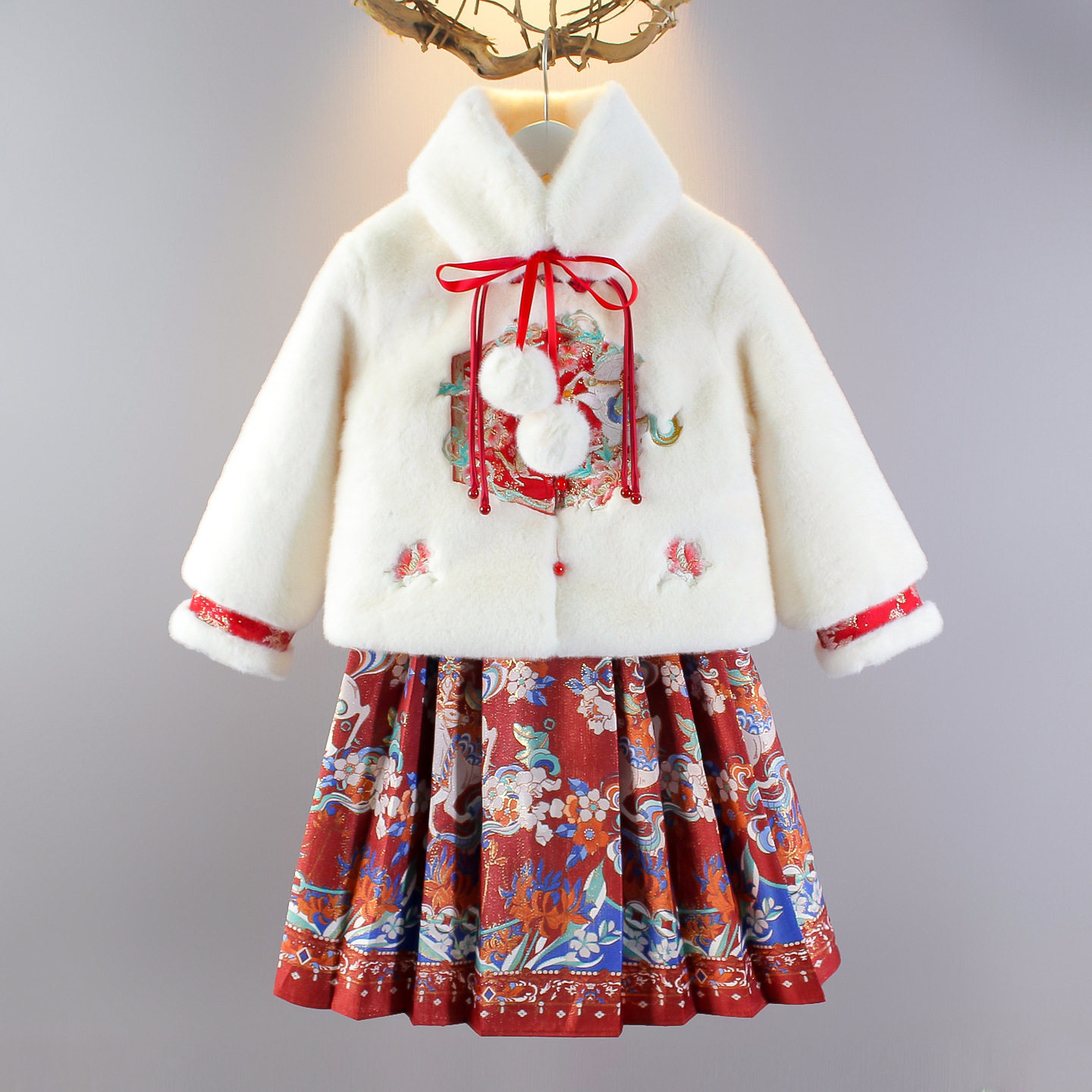 冬季女童中式喜庆过年服套装2026儿童汉服马面裙拜年服两件套裙子,童装/婴儿装/亲子装,汉服,淘宝优惠券,粉丝福利购,淘宝优惠卷