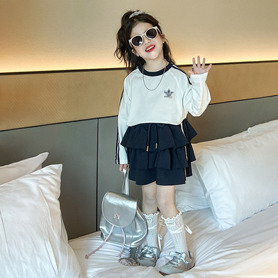 R25010女童韩版拼色三条杠T恤上衣春季新款洋气蛋糕裙裤时尚套装