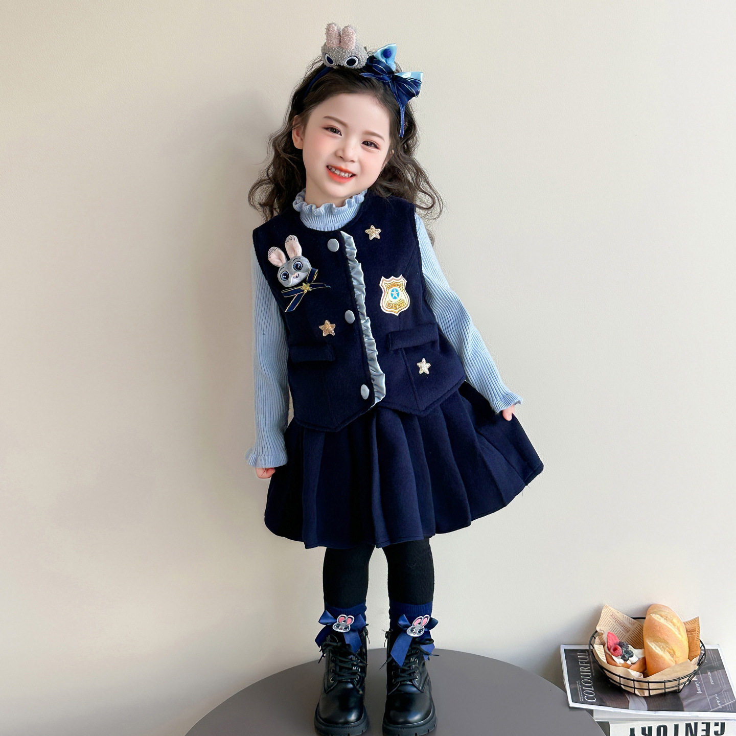 女小童加绒套装冬季2026新款卡通儿童马甲百褶裙三件套女宝宝冬装,童装/婴儿装/亲子装,儿童运动套装,淘宝优惠券,粉丝福利购,淘宝优惠卷