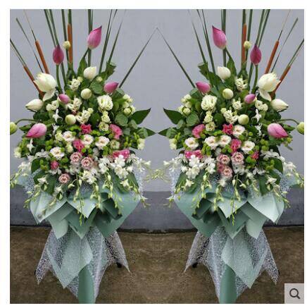 花圈死人花圈多少钱 花圈死人花圈价格 小麦优选