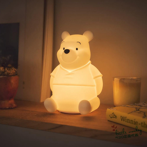 日本代购 Winnie the Pooh小熊维尼 可爱坐姿公仔LED灯小夜灯
