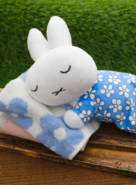 日本代购 Miffy米菲兔 穿蓝色小花裙 睡姿 毛绒公仔布娃娃玩偶